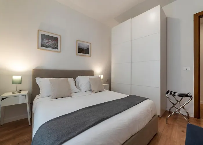 Apartment Avignonesi 04 - Fromhometorome *